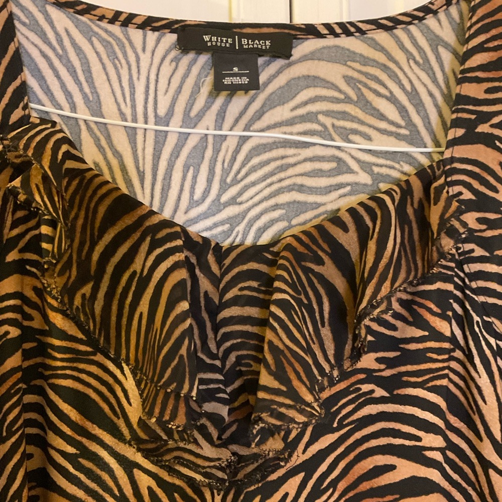 ❌ WHBM Ruffle Tank Top - Picture 4 of 6
